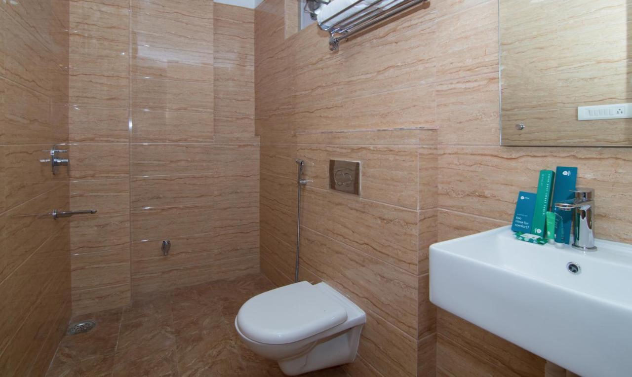 Hotel Treebo Trend Bipin International Lucknow Esterno foto