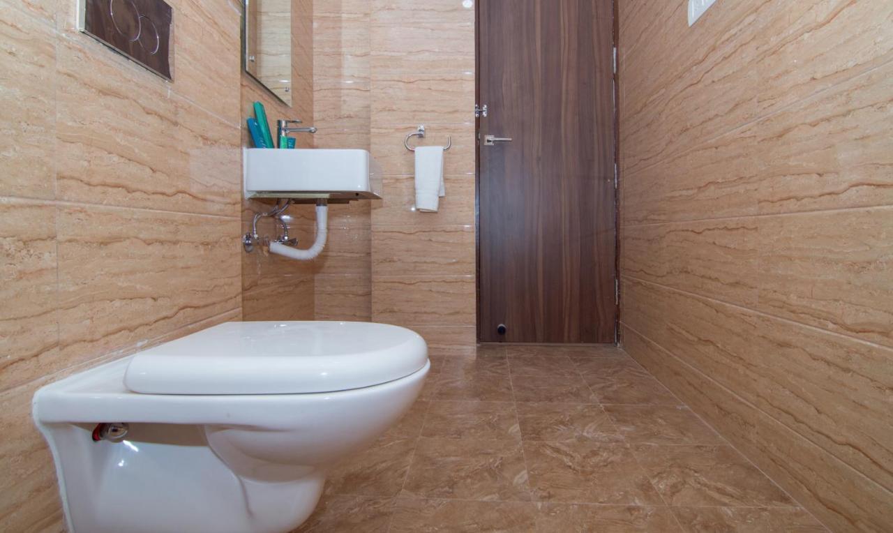 Hotel Treebo Trend Bipin International Lucknow Esterno foto