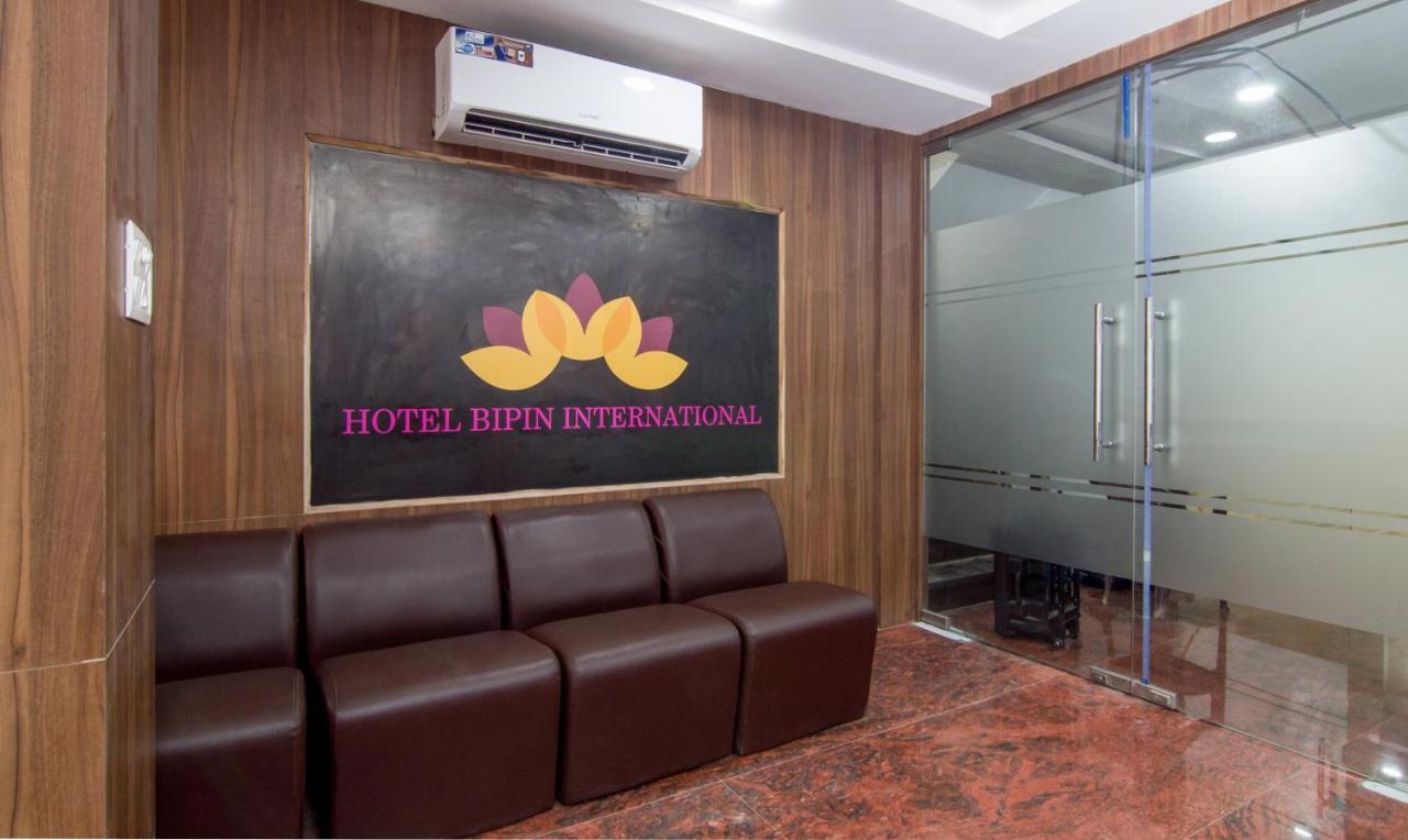 Hotel Treebo Trend Bipin International Lucknow Esterno foto